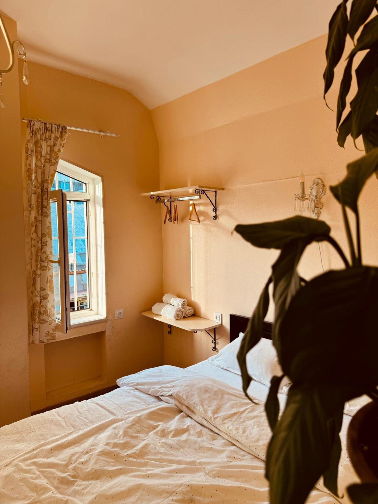 Sky Guest House Tbilisi Exterior foto