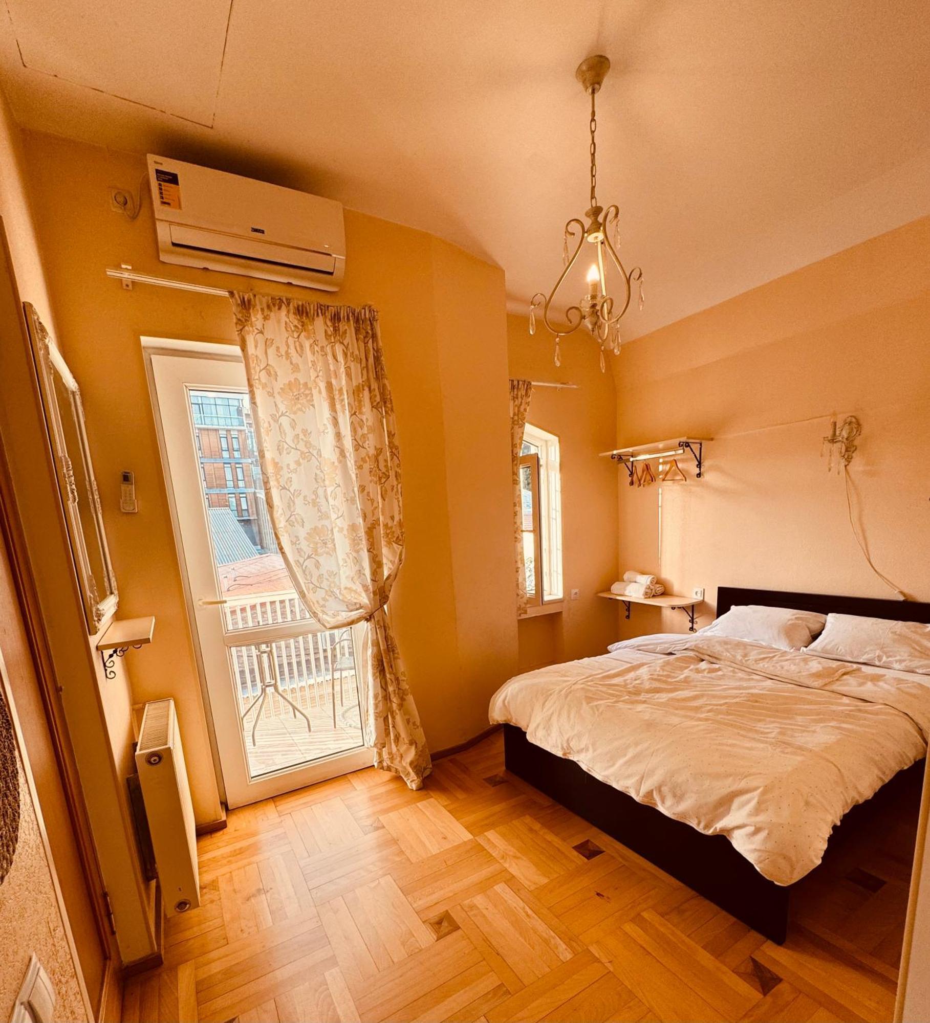 Sky Guest House Tbilisi Exterior foto